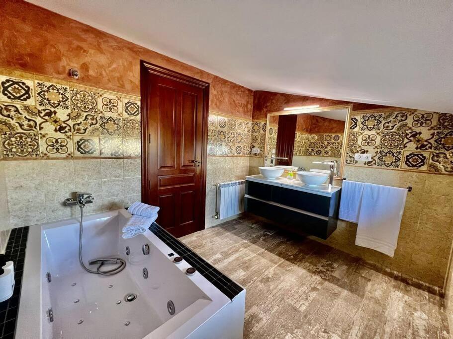 Casa Rural Alfavila Castillo de Locubín Kültér fotó